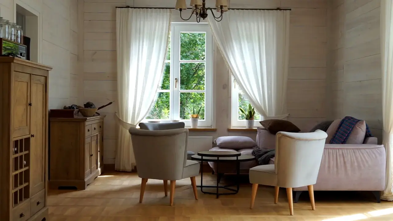 Salony w Czuchlebach