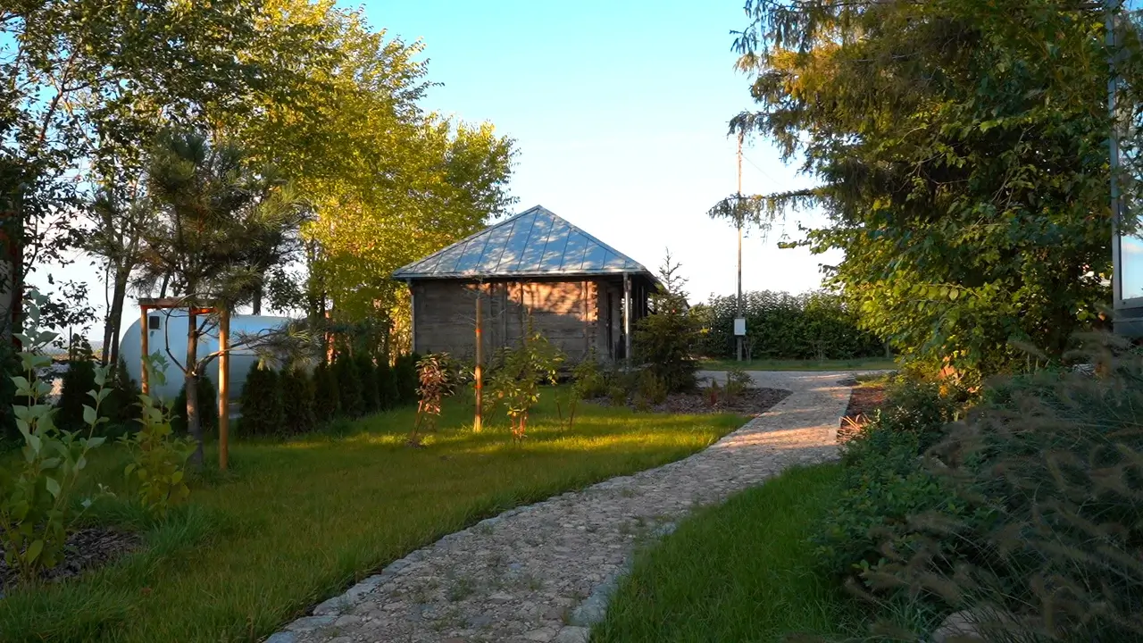 Ogrody w wyremontowanej szkole w Czuchlebach